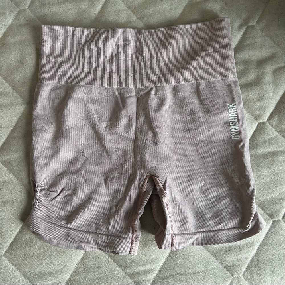 Gymshark Seamless High-Waisted Shorts – Mauve/Pink – Size Small
